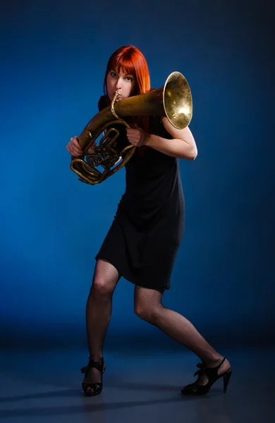 Woman With Trumpet — Stock Photo, Image