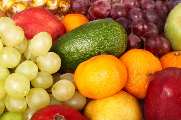 Fechar a pilha de frutas . — Fotografia de Stock
