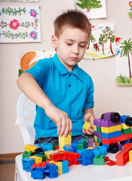 Child play construction set at home. — Stock Photo, Image
