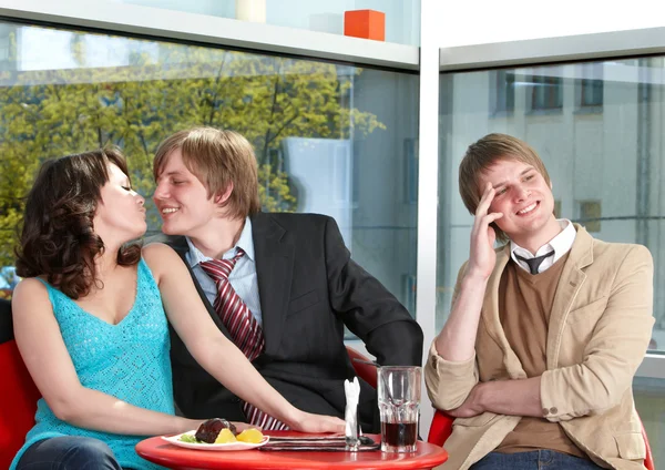 Grupo de charlas felices en la cafetería . —  Fotos de Stock