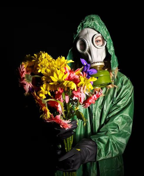 Young woman in gas mask . — Stock Photo, Image