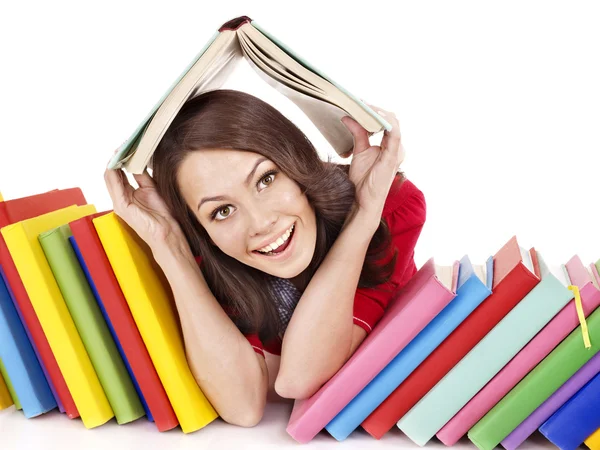 Девушка со стопкой цветной книги . — стоковое фото