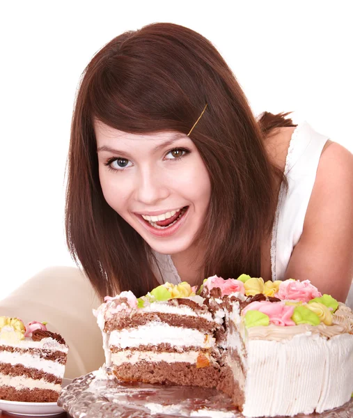 Jeune femme avec gâteau au chocolat . — Photo