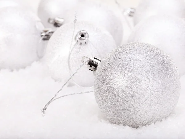 Christmas ball in snow. — Stock Photo, Image