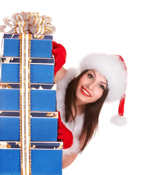 Χριστούγεννα κορίτσι στην το καπέλο santa με μπλε δώρο πλαίσιο ομάδας. — Φωτογραφία Αρχείου