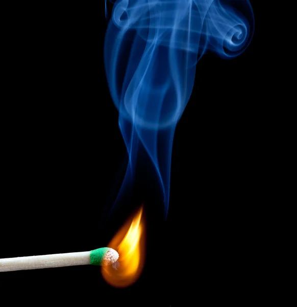 Green headed match starts to smoulder — Stock Photo, Image