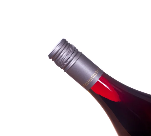 Красное вино в винтовой бутылке — стоковое фото