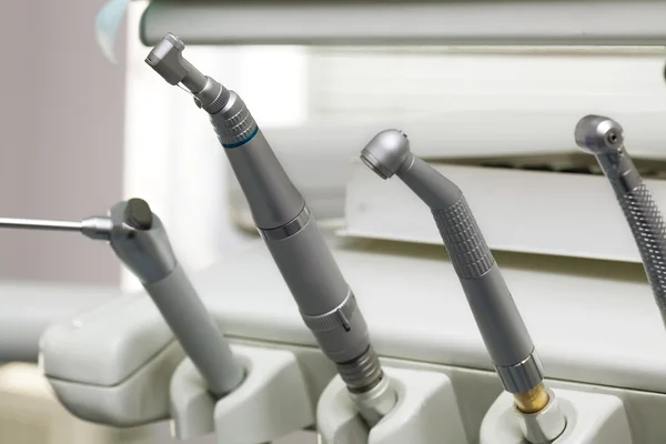 Крупним планом знімок зубних інструментів — стокове фото
