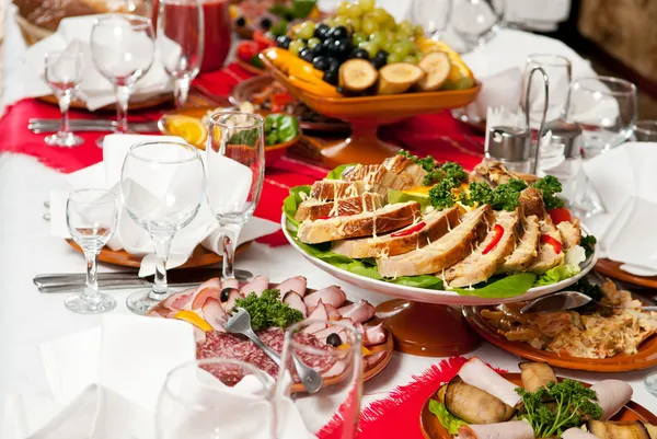 Catering comida mesa conjunto decoración — Foto de Stock