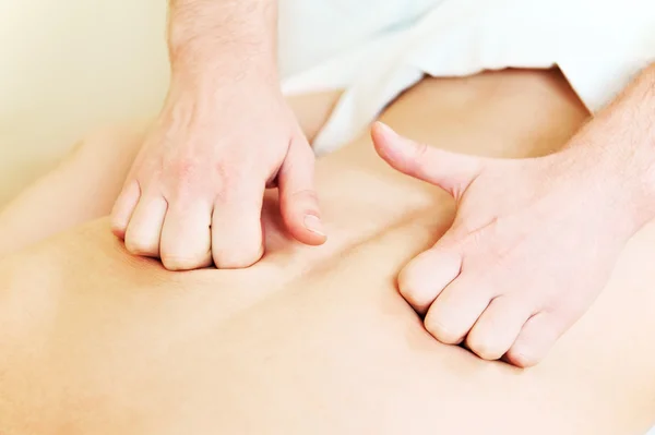 Техніка ручного медичного масажу — стокове фото