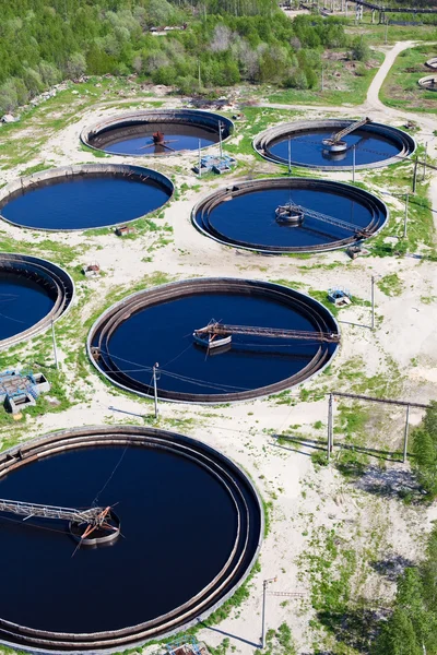 Waterhergebruik op waterzuiveringsstation van afvalwater — Stockfoto