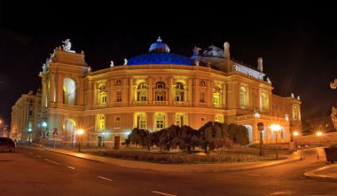 Odessa opera binası