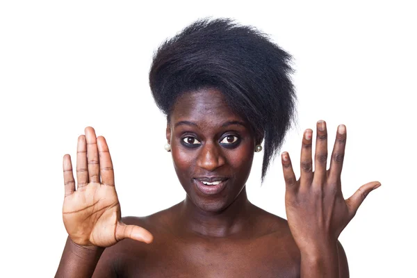 Hermoso retrato de mujer negra en blanco —  Fotos de Stock