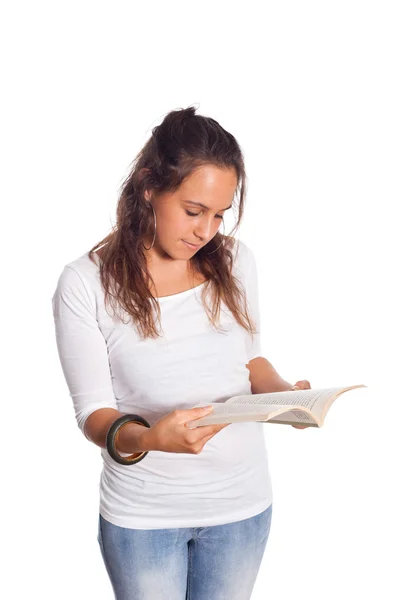 Młoda dziewczyna czytająca — Zdjęcie stockowe