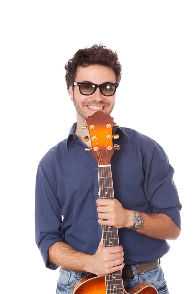 Gitar portre ile genç adam — Stok fotoğraf