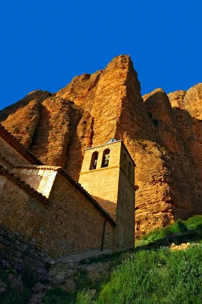 Średniowieczny kościół — Zdjęcie stockowe