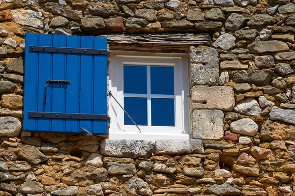 Window in Viviers — Stock Photo, Image