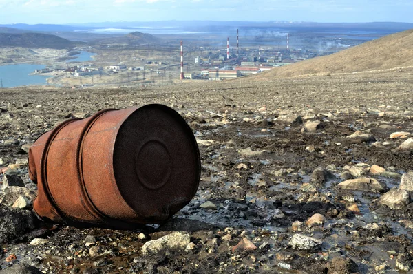 Rusty metallic barrel. — Stock Photo, Image