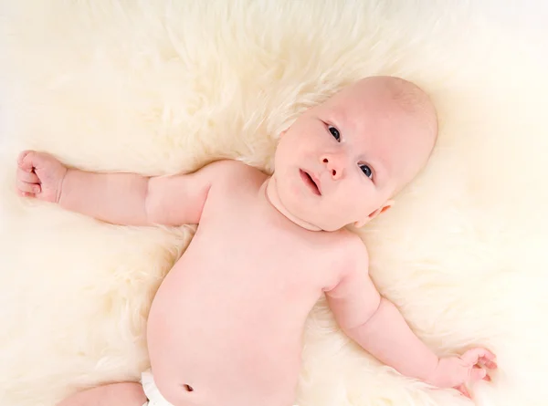 Lächelndes Baby — Stockfoto