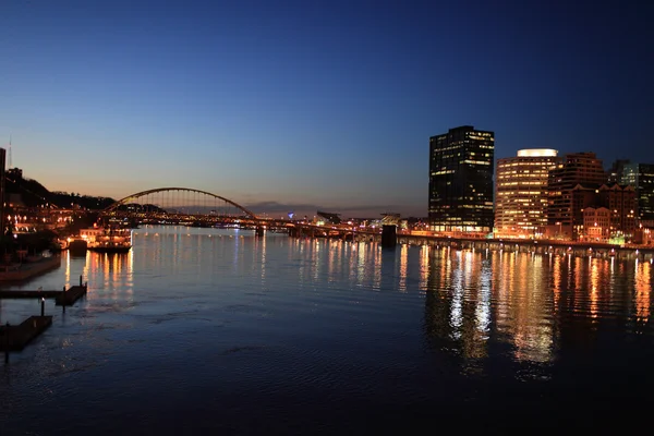 stock image Pittsburgh skyline from bridge