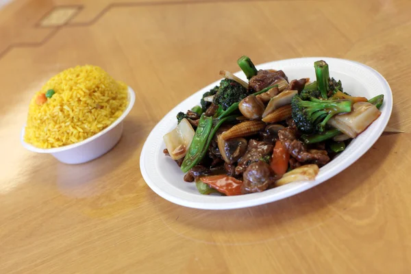Salade chinoise et riz — Photo