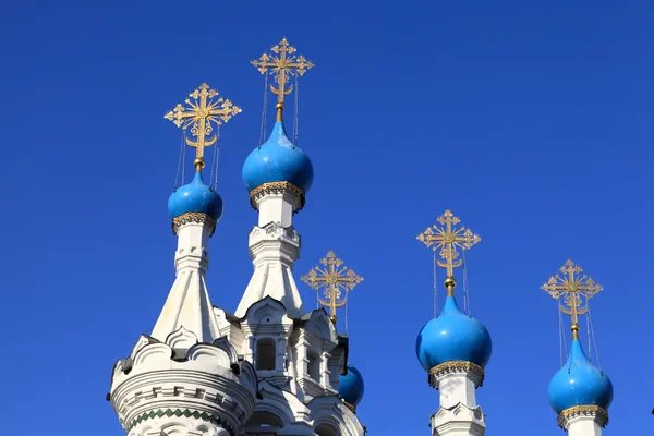 П'ять куполів церкви — стокове фото