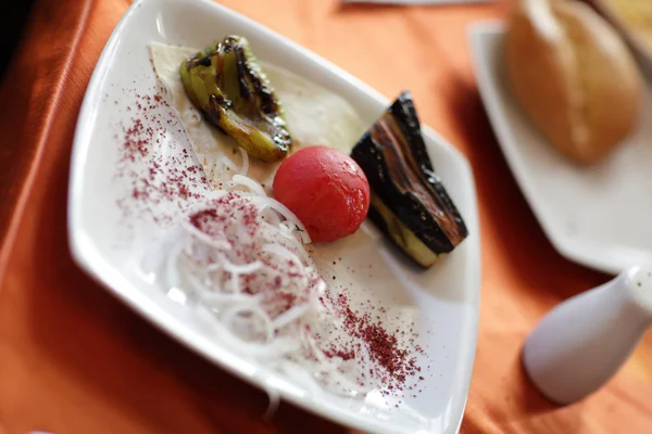 Verduras a la parrilla con especias — Foto de Stock