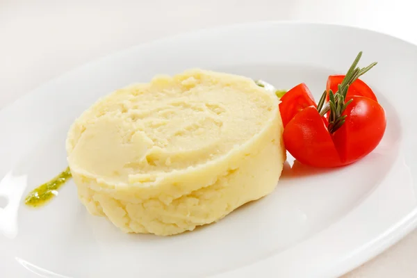 stock image Mashed potato with tomato