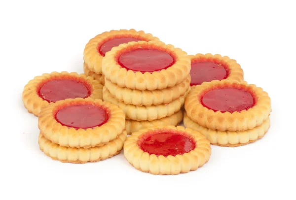 Biscoitos doces com engarrafamento isolado em branco — Fotografia de Stock