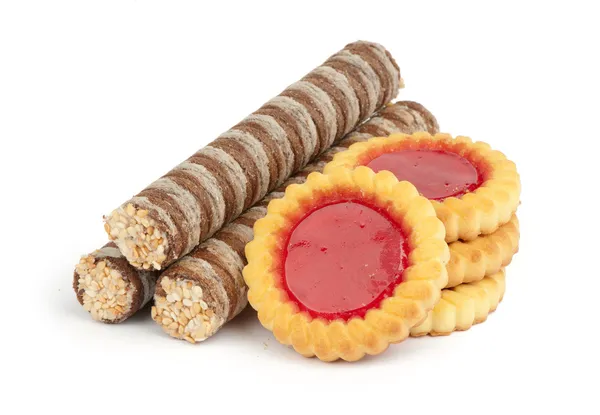 Rollos de obleas cremosas y galletas con mermelada —  Fotos de Stock