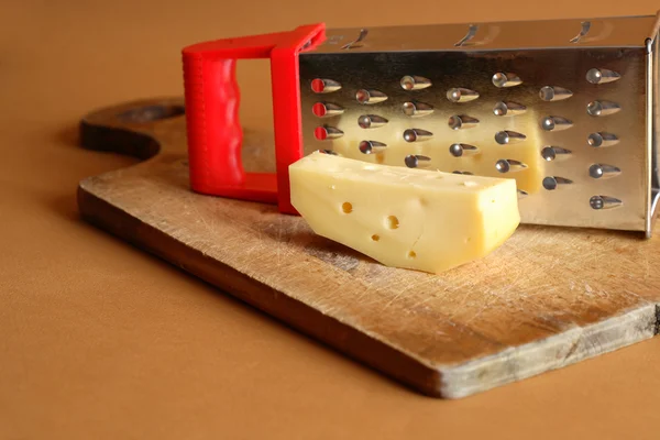 Сир і тертці — стокове фото
