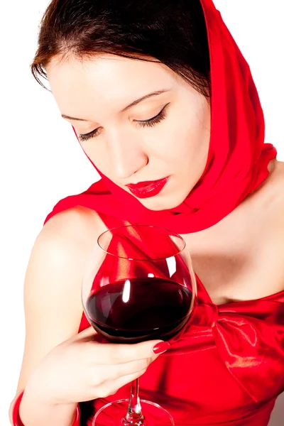 Mulher com vinho tinto de vidro — Fotografia de Stock