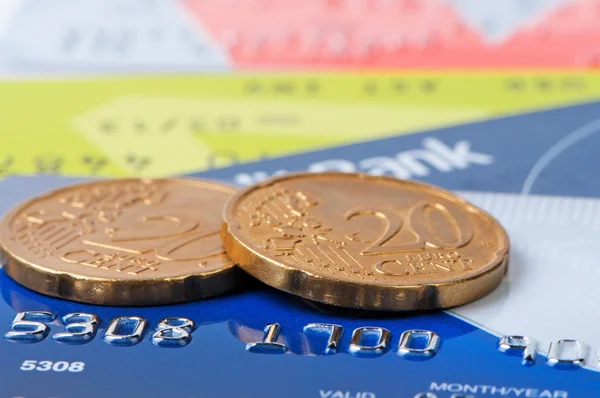 kredi kartları ve para euro cent kapat.