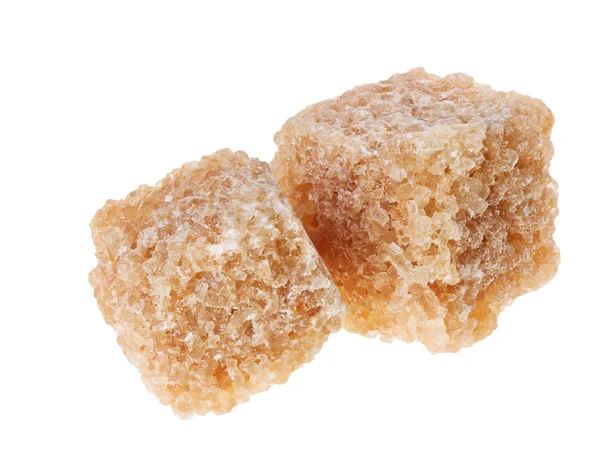 两个棕色块状甘蔗糖多维数据集，在白色隔离 — 图库照片