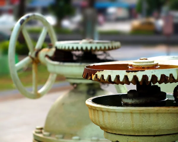 Vintage water pomp versnellingen — Stockfoto