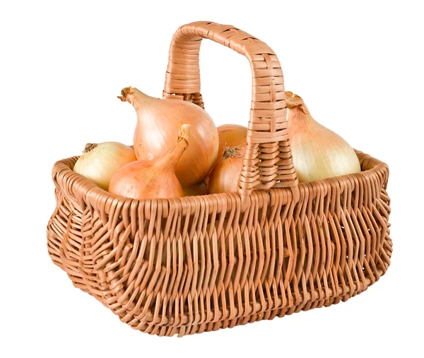 Fresh onions in basket — Stock Photo, Image