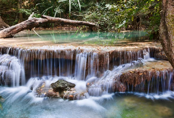 Beautiful waterfall cascades — Stock Photo, Image