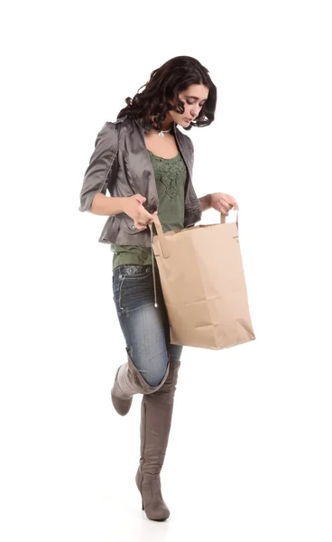 Mujer joven con compras — Foto de Stock