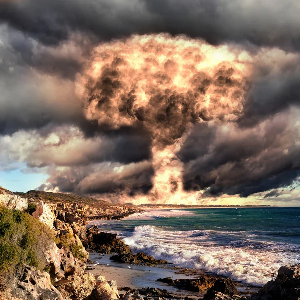 Kärnvapenexplosion utomhus — Stockfoto