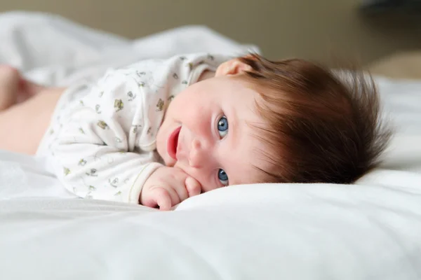 Beautuful Dişileştirilmiş bebek — Stok fotoğraf