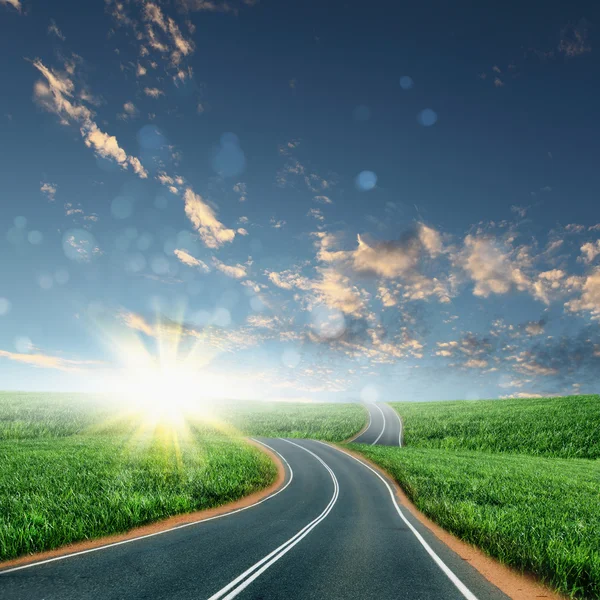 Estrada e horizonte — Fotografia de Stock