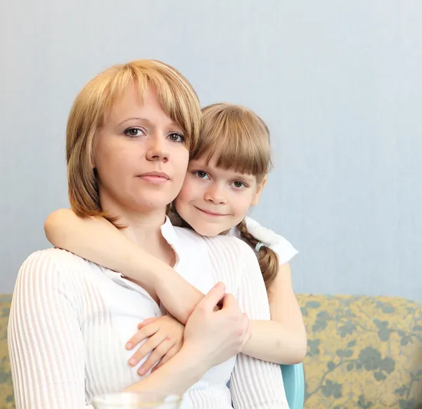 Young mother with her little daughter — Stock Photo, Image