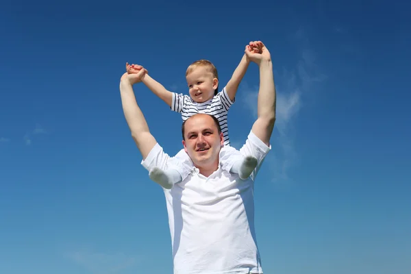 Otec s jeho dítětem, venkovní — Stock fotografie