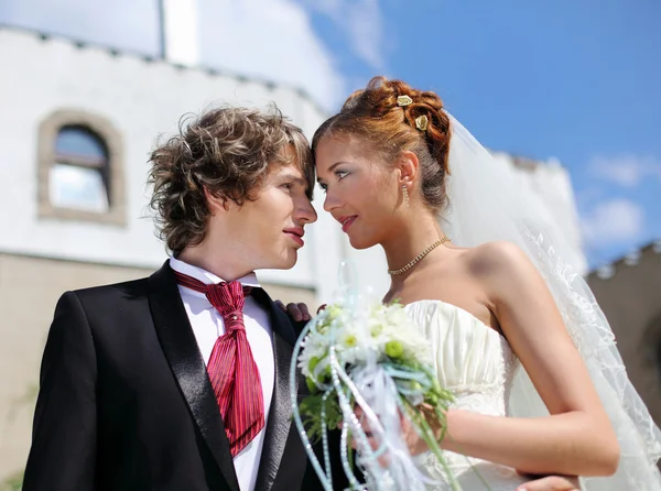 Shot young couples entering into marriage — Stock Photo, Image