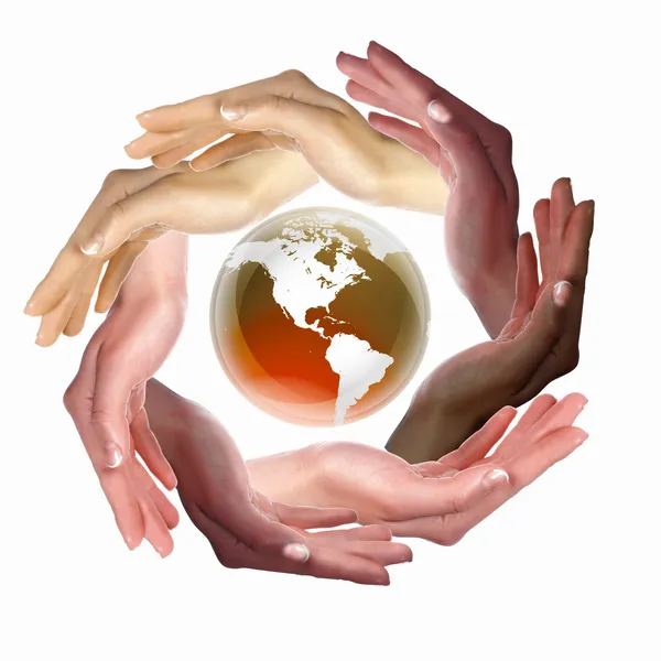 Человеческая рука и символ нашей планеты — стоковое фото
