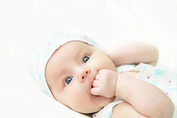 Retrato de un bebé — Foto de Stock