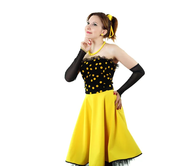 Ung kvinna i ljus färg klänning — Stockfoto