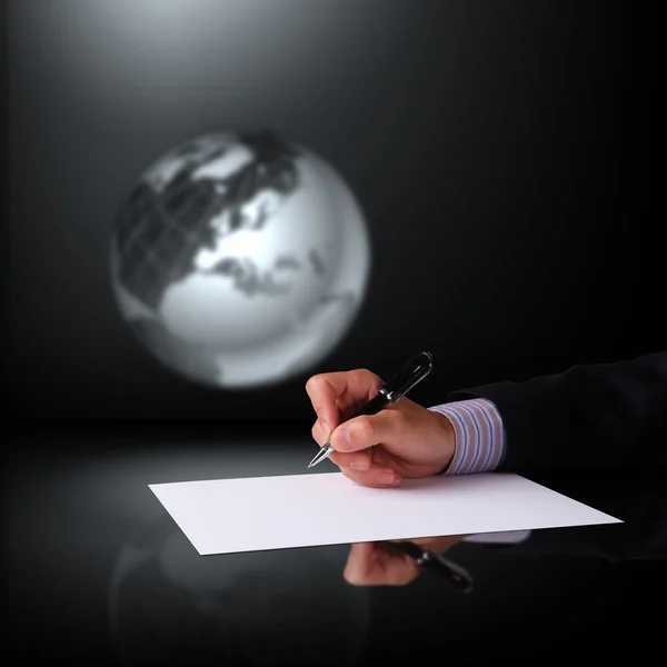 Empresário mão assinar documentos — Fotografia de Stock