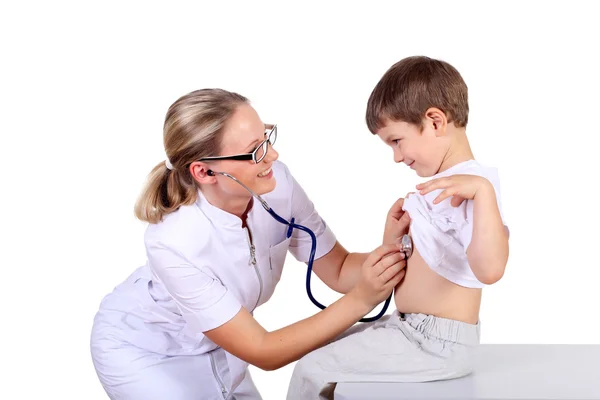 Doctor doing medical examination to a child — Stock Photo, Image