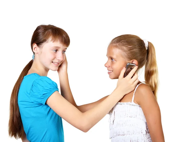 Meninas adolescentes bonitas com telefone celular — Fotografia de Stock